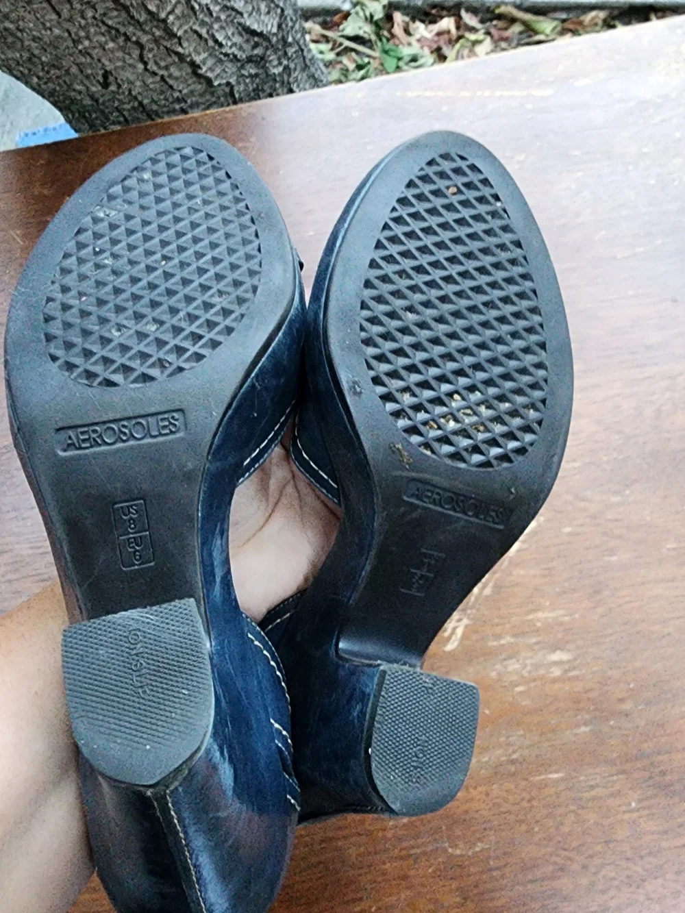 Aerosoles Navy Blue Leather T-Strap Peep Toe Block Heels Size 8